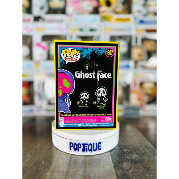 Scream Ghost Face Black Light Funko Pop! #1607 - Entertainment Earth Exclusive - Picture 3 of 6